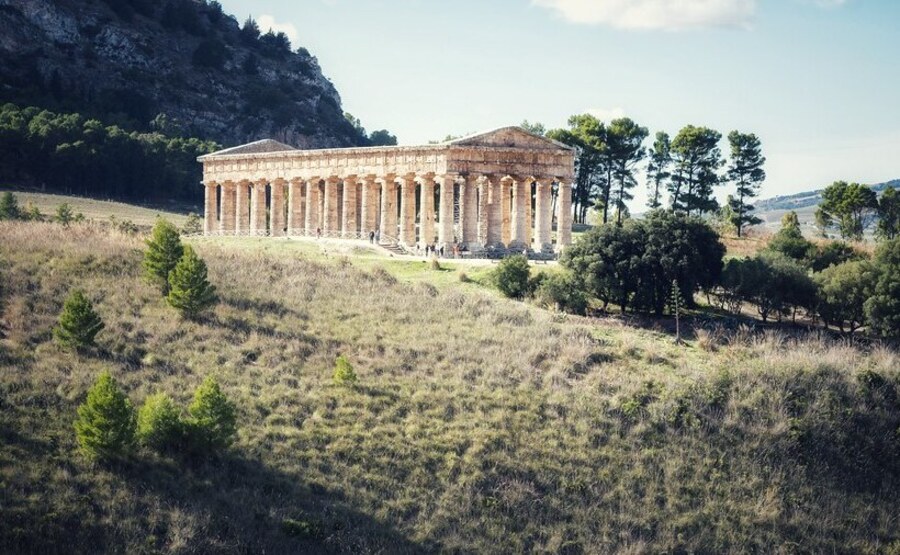 Sicilia bellissima. Riaperto dopo 20 anni l’interno del tempio dorico di Segesta