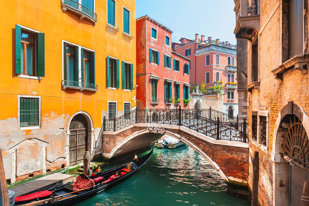 Borghi d’acqua in Italia: i più belli da vedere tra canali, lagune e città sull’acqua
