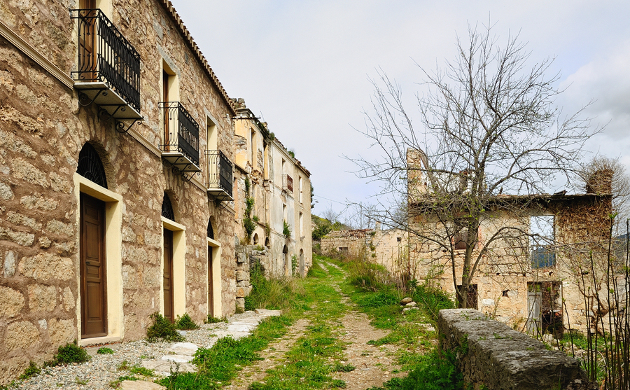 I paesi che il tempo aveva dimenticato: viaggio nella Sardegna degli abbandoni e delle rinascite