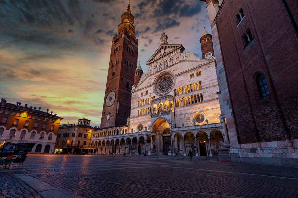 Cremona, la città che suona: viaggio nella patria di Stradivari tra violini, Torrazzo e sapori lombardi